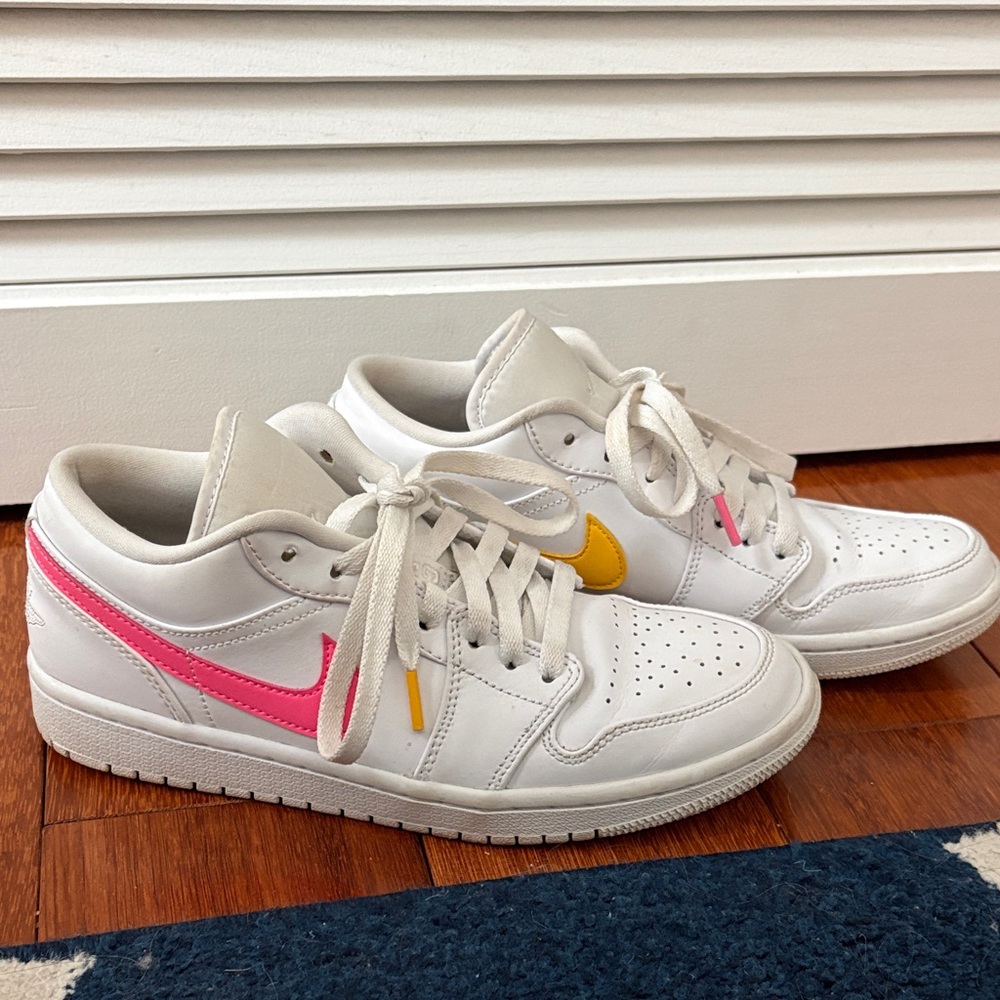 Air Jordan Low Top